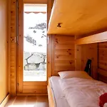Apartment Hauts De E By Interhome